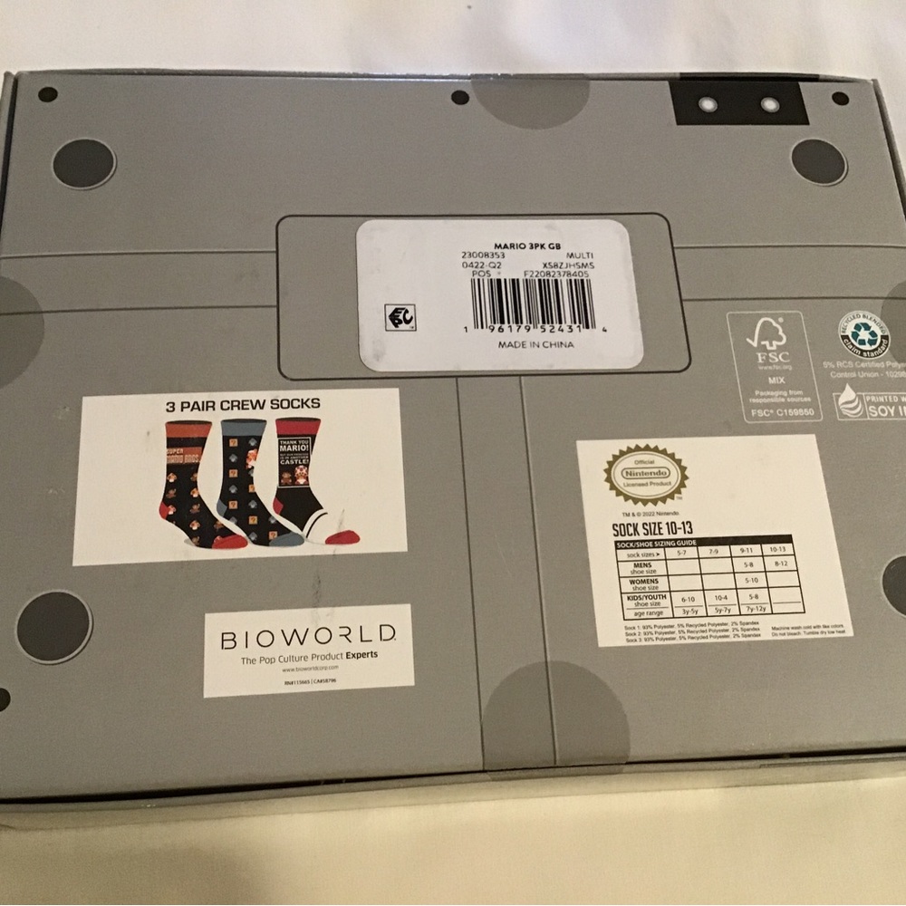 Nintendo Socks - Picture 10 of 10